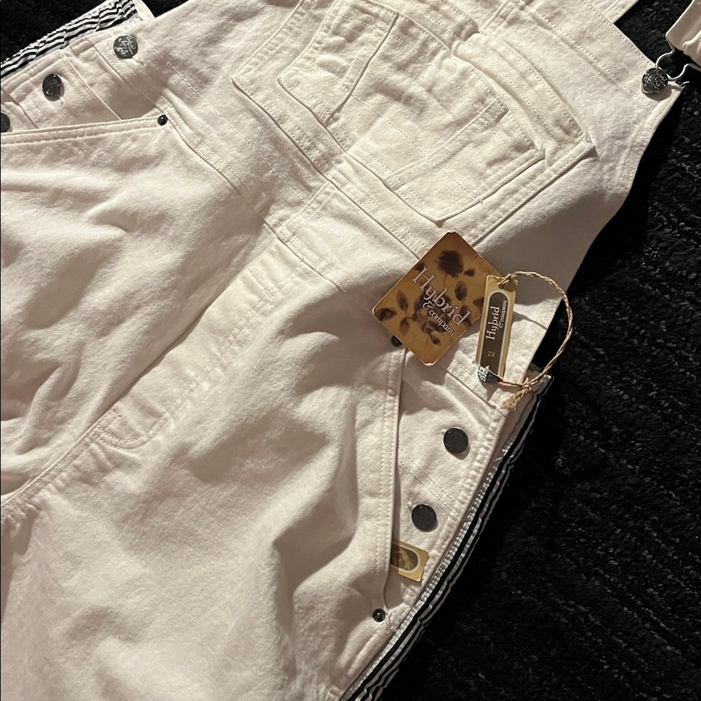 HYBRYD &COMPANY (2X) White Denim with stripes Overall